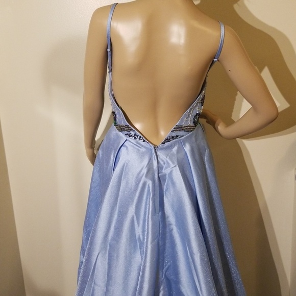Nwot Beaded‎ shimmery gown - Picture 4 of 9